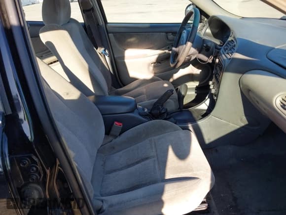 ✅ 2001 Oldsmobile Alero GL2 • VIN: 1G3NL52E81C231960 • Lot: 41634551. Listed on IAAI with 132,907 mi. Free auction sales archive from the USA and detailed vehicle history report at DreamBid. Image 5.