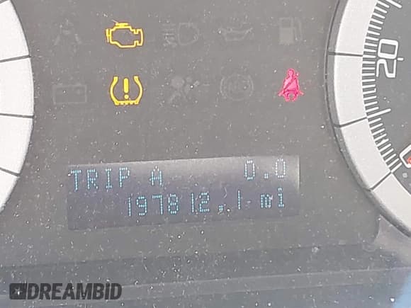 ✅ 2009 Ford Escape XLT • VIN: 1FMCU03789KA07673 • Lot: 43577512. Listed on IAAI with 197,812 mi. Free auction sales archive from the USA and detailed vehicle history report at DreamBid. Image 15.