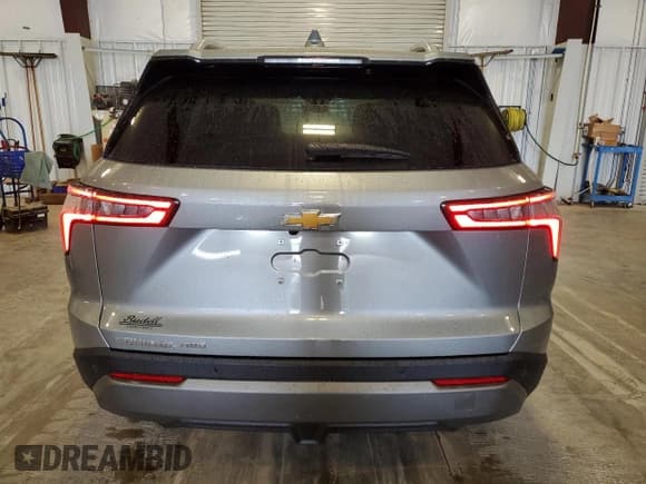 ✅ 2025 Chevrolet Equinox AWD LT • VIN: 3GNAXPEG7SL256910 • Lot: 65460035. Wystawiony na Copart z przebiegiem 1 232 mil. Bezpłatny archiwum sprzedaży aukcyjnych z USA i szczegółowy raport historii pojazdu na DreamBid. Zdjęcie 6.