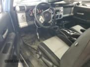 ✅ 2014 Toyota FJ Cruiser • VIN: JTEBU4BF2EK193216 • Лот: 72034025. Опубликован ранее на Copart с пробегом 162 457 миль. Бесплатный доступ к архиву аукционных продаж из США и подробный отчёт об истории автомобиля на DreamBid. Изображение 8.