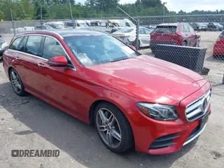 ✅ 2019 Mercedes-Benz E 450 • VIN: WDDZH6JB6KA582921 • Lot: 42642916. Listed on IAAI with 76,131 mi. Free auction sales archive from the USA and detailed vehicle history report at DreamBid. Image 1.