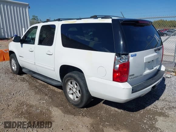 ✅ 2011 GMC Yukon XL SLT • VIN: 1GKS1KE08BR225134 • Lot: 43626275. Wystawiony na IAAI z przebiegiem 342 700 mil. Bezpłatny archiwum sprzedaży aukcyjnych z USA i szczegółowy raport historii pojazdu na DreamBid. Zdjęcie 3.
