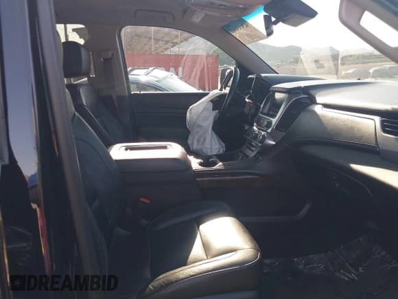 ✅ 2017 Chevrolet Tahoe LT • VIN: 1GNSCBKC3HR200372 • Лот: 42433662. Опубликован ранее на IAAI с пробегом 111 046 миль. Бесплатный доступ к архиву аукционных продаж из США и подробный отчёт об истории автомобиля на DreamBid. Изображение 5.