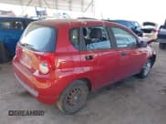 ✅ 2011 Chevrolet Aveo 1LT • VIN: KL1TD6DE8BB238459 • Lot: 41496919. Wystawiony na IAAI z przebiegiem 153 762 mil. Bezpłatny archiwum sprzedaży aukcyjnych z USA i szczegółowy raport historii pojazdu na DreamBid. Zdjęcie 4.