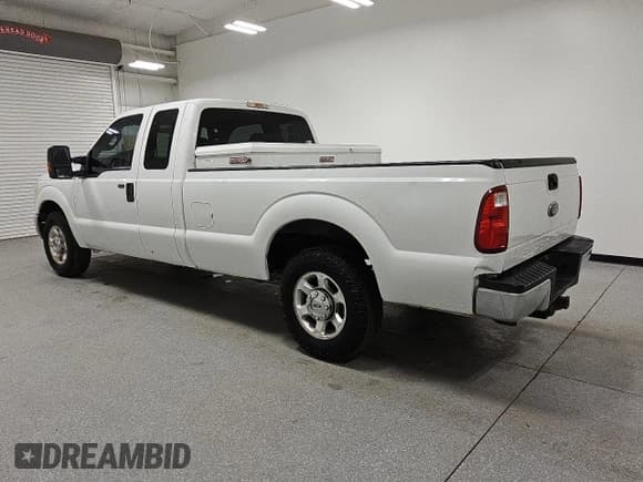 ✅ 2014 Ford F-250 XL • VIN: 1FT7X2A67EEB51808 • Lot: 64407435. Listed on Copart with 207,500 mi. Free auction sales archive from the USA and detailed vehicle history report at DreamBid. Image 2.