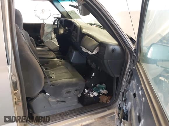 ✅ 2002 Chevrolet Silverado 1500 LT • VIN: 2GCEK19TX21290449 • Lot: 42593282. Listed on IAAI with Not provided. Free auction sales archive from the USA and detailed vehicle history report at DreamBid. Image 5.