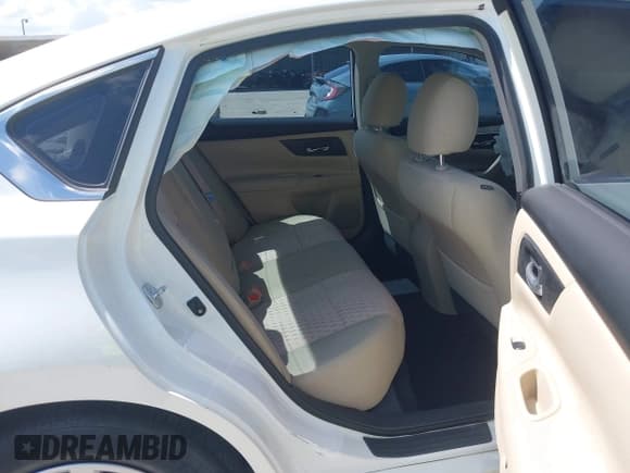 ✅ 2016 Nissan Altima SV • VIN: 1N4AL3AP9GC118264 • Lot: 42567959. Wystawiony na IAAI z przebiegiem 46 021 mil. Bezpłatny archiwum sprzedaży aukcyjnych z USA i szczegółowy raport historii pojazdu na DreamBid. Zdjęcie 8.