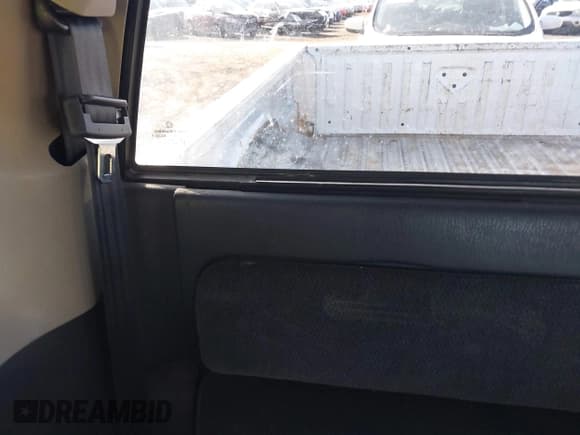 ✅ 2003 Dodge Dakota • VIN: 1D7HL12X03S230162 • Lot: 41766770. Wystawiony na IAAI z przebiegiem 216 677 mil. Bezpłatny archiwum sprzedaży aukcyjnych z USA i szczegółowy raport historii pojazdu na DreamBid. Zdjęcie 8.