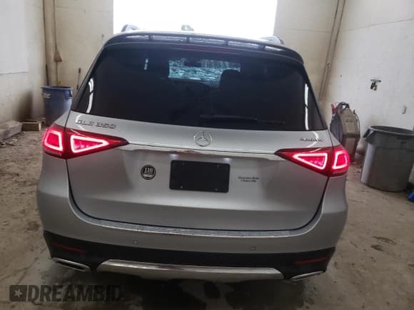 ✅ 2022 Mercedes-Benz GLE 350 • VIN: 4JGFB4KB6NA680980 • Lot: 87471705. Listed on Copart with 19,523 mi. Free auction sales archive from the USA and detailed vehicle history report at DreamBid. Image 6.