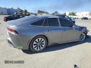 ✅ 2022 Toyota Mirai XLE • VIN: JTDAAAAA6NA007566 • Lot: 54698485. Wystawiony na Copart z przebiegiem 20 775 mil. Bezpłatny archiwum sprzedaży aukcyjnych z USA i szczegółowy raport historii pojazdu na DreamBid. Zdjęcie 3.