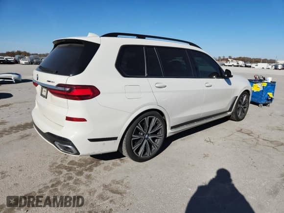 ✅ 2020 BMW X7 xDrive40i • VIN: 5UXCW2C05L9B83545 • Lot: 92796505. Listed on Copart with 102,995 mi. Free auction sales archive from the USA and detailed vehicle history report at DreamBid. Image 3.