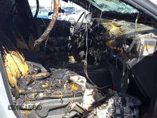 ✅ 2017 Hyundai Ioniq SEL • VIN: KMHC75LC1HU029194 • Lot: 40649910. Wystawiony na Copart z przebiegiem Nie podano. Bezpłatny archiwum sprzedaży aukcyjnych z USA i szczegółowy raport historii pojazdu na DreamBid. Zdjęcie 5.