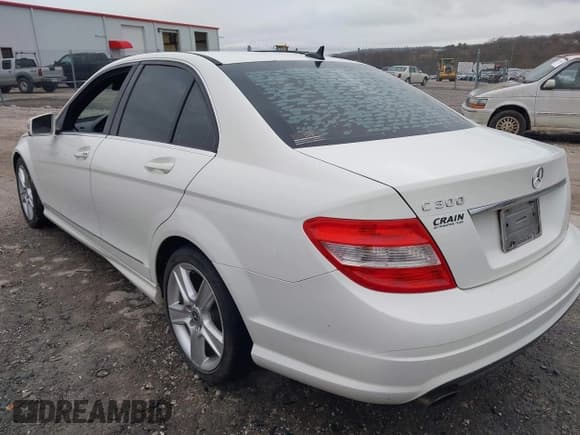 ✅ 2010 Mercedes-Benz C 300 Sport • VIN: WDDGF5EB8AR098086 • Lot: 43782977. Listed on IAAI with Not provided. Free auction sales archive from the USA and detailed vehicle history report at DreamBid. Image 3.