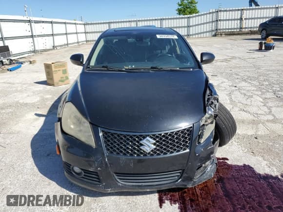 ✅ 2010 Suzuki Kizashi SLS • VIN: JS2RF9A71A6100652 • Лот: 56554514. Опубликован ранее на Copart с пробегом 151 175 миль. Бесплатный доступ к архиву аукционных продаж из США и подробный отчёт об истории автомобиля на DreamBid. Изображение 5.