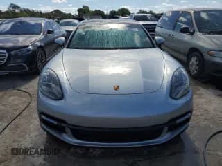 ✅ 2018 Porsche Panamera 4S • VIN: WP0AB2A75JL136601 • Lot: 51155853. Wystawiony na Copart z przebiegiem 46 213 mil. Bezpłatny archiwum sprzedaży aukcyjnych z USA i szczegółowy raport historii pojazdu na DreamBid. Zdjęcie 5.