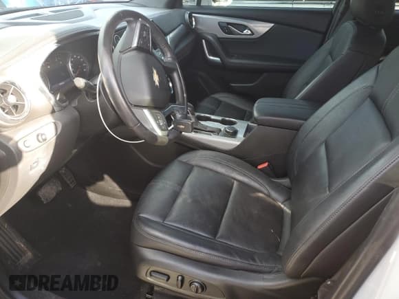 ✅ 2020 Chevrolet Blazer LT • VIN: 3GNKBJRS4LS633179 • Лот: 82513845. Опубликован ранее на Copart с пробегом 69 682 миль. Бесплатный доступ к архиву аукционных продаж из США и подробный отчёт об истории автомобиля на DreamBid. Изображение 7.