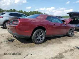2020 Dodge Challenger SXT z VIN 2C3CDZAG8LH236207, wystawiony jako Copart lot #86439395 z przebiegiem Nie podano mil oraz Czysty tytuł • Clean title. Historia ofert i sprzedaży dostępna na DreamBid. Obrazek 3.