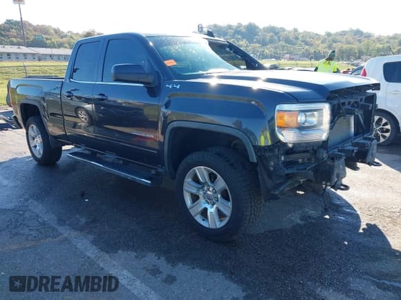✅ 2015 GMC Sierra 1500 SLE • VIN: 1GTV2UEC4FZ325457 • Lot: 43580361. Wystawiony na IAAI z przebiegiem 182 331 mil. Bezpłatny archiwum sprzedaży aukcyjnych z USA i szczegółowy raport historii pojazdu na DreamBid. Zdjęcie 1.