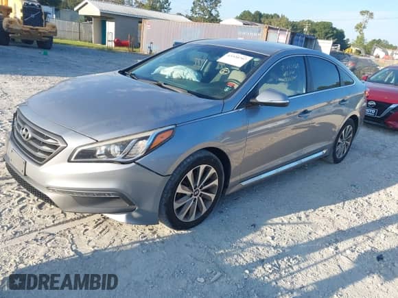 2015 Hyundai Sonata Sport with VIN 5NPE34AF5FH088739, listed as a IAAI auction lot 43320707 with 126,066 mi miles and . Bid and sale history available at DreamBid. Image 2.