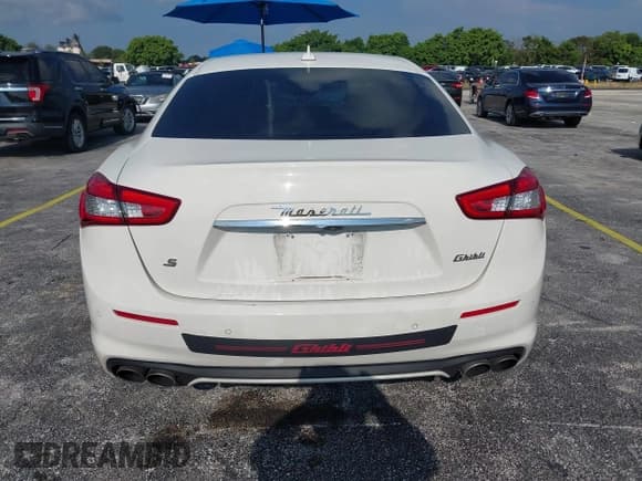 ✅ 2019 Maserati Ghibli S GranLusso • VIN: ZAM57YSL3K1312748 • Лот: 43060846. Опубликован ранее на IAAI с пробегом 48 356 миль. Бесплатный доступ к архиву аукционных продаж из США и подробный отчёт об истории автомобиля на DreamBid. Изображение 16.