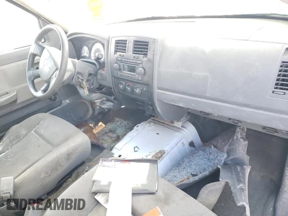 ✅ 2006 Dodge Dakota • VIN: 1D7HW22N56S518517 • Lot: 89296815. Listed on Copart with Not provided. Free auction sales archive from the USA and detailed vehicle history report at DreamBid. Image 8.