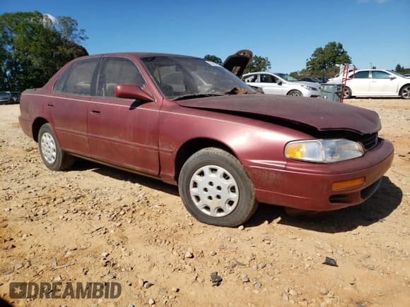✅ 1995 Toyota Camry LE • VIN: 4T1SK12E8SU639591 • Lot: 82498795. Wystawiony na Copart z przebiegiem 411 498 mil. Bezpłatny archiwum sprzedaży aukcyjnych z USA i szczegółowy raport historii pojazdu na DreamBid. Zdjęcie 4.