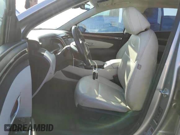 ✅ 2022 Hyundai Tucson SEL • VIN: 5NMJF3AE2NH045334 • Lot: 74606594. Wystawiony na Copart z przebiegiem Nie podano. Bezpłatny archiwum sprzedaży aukcyjnych z USA i szczegółowy raport historii pojazdu na DreamBid. Zdjęcie 7.