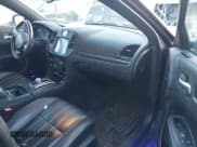 ✅ 2016 Chrysler 300 S • VIN: 2C3CCAGG7GH270401 • Лот: 43712274. Опубликован ранее на IAAI с пробегом 105 827 миль. Бесплатный доступ к архиву аукционных продаж из США и подробный отчёт об истории автомобиля на DreamBid. Изображение 5.