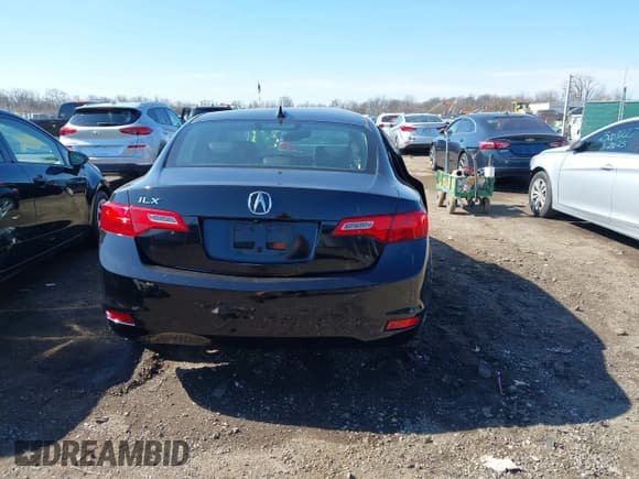 ✅ 2014 Acura ILX Premium • VIN: 19VDE1F54EE006564 • Lot: 41894046. Listed on IAAI with 116,074 mi. Free auction sales archive from the USA and detailed vehicle history report at DreamBid. Image 16.