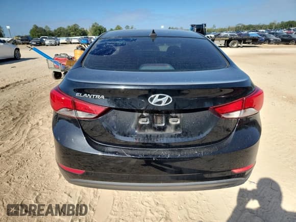 ✅ 2016 Hyundai Elantra SE • VIN: 5NPDH4AE4GH771294 • Lot: 84947425. Listed on Copart with 130,997 mi. Free auction sales archive from the USA and detailed vehicle history report at DreamBid. Image 6.