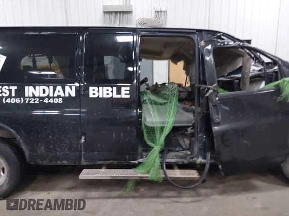 ✅ 2013 Chevrolet Express Passenger 1LS • VIN: 1GAZGZFG1D1185387 • Lot: 41300165. Listed on IAAI with Not provided. Free auction sales archive from the USA and detailed vehicle history report at DreamBid. Image 12.