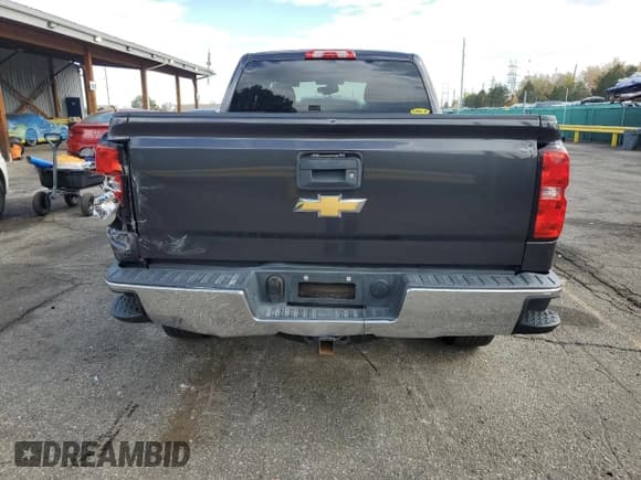 ✅ 2015 Chevrolet Silverado 1500 LS • VIN: 1GCVKPEC9FZ425569 • Lot: 82728495. Listed on Copart with 130,196 mi. Free auction sales archive from the USA and detailed vehicle history report at DreamBid. Image 6.