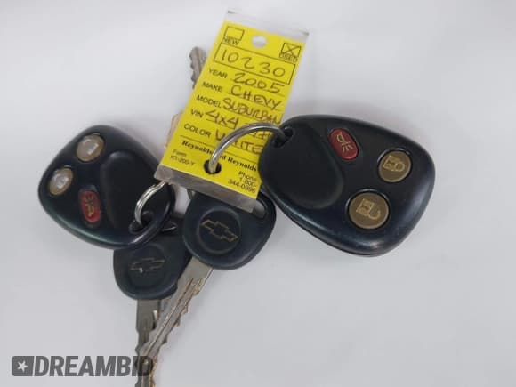 ✅ 2005 Chevrolet Suburban LT • VIN: 3GNFK16Z85G163425 • Лот: 42507686. Опубликован ранее на IAAI с пробегом 155 788 миль. Бесплатный доступ к архиву аукционных продаж из США и подробный отчёт об истории автомобиля на DreamBid. Изображение 11.