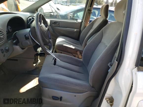 2003 Dodge Caravan Sport z VIN 2D4GP44383R253554, wystawiony jako Copart lot #48928544 z przebiegiem 214 617 mil mil oraz Szkoda całkowita • Salvage title. Historia ofert i sprzedaży dostępna na DreamBid. Obrazek 7.