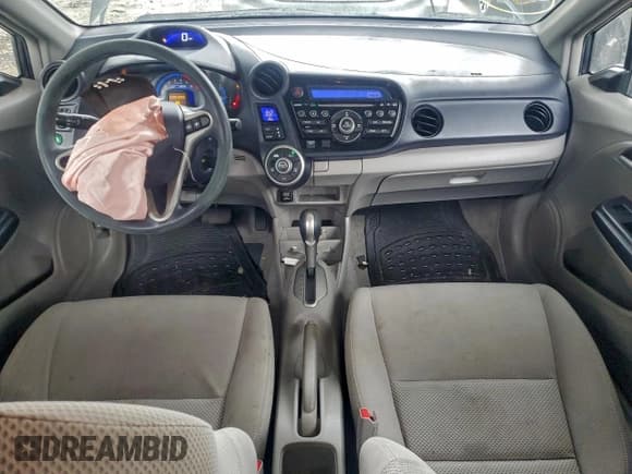 ✅ 2010 Honda Insight LX • VIN: JHMZE2H50AS019754 • Lot: 95014295. Listed on Copart with 120,612 mi. Free auction sales archive from the USA and detailed vehicle history report at DreamBid. Image 8.