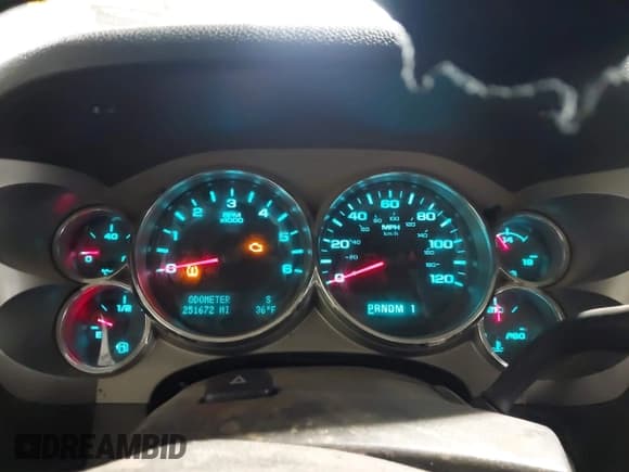 ✅ 2012 Chevrolet Silverado 2500HD LT • VIN: 1GC2KXCG2CZ303026 • Lot: 41877707. Wystawiony na IAAI z przebiegiem 251 672 mil. Bezpłatny archiwum sprzedaży aukcyjnych z USA i szczegółowy raport historii pojazdu na DreamBid. Zdjęcie 7.