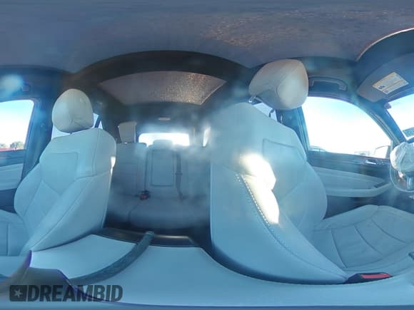 ✅ 2015 Mercedes-Benz M 400 • VIN: 4JGDA5GB2FA555758 • Lot: 89438195. Listed on Copart with 108,673 mi. Free auction sales archive from the USA and detailed vehicle history report at DreamBid. Image 14.