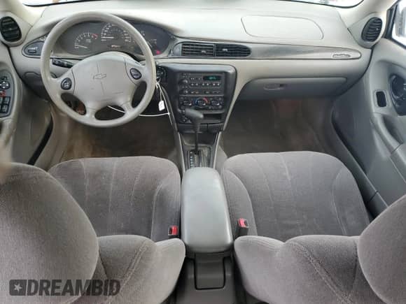 2003 Chevrolet Malibu z VIN 1G1ND52JX3M731764, wystawiony jako Copart lot #45089925 z przebiegiem 138 052 mil mil oraz Czysty tytuł • Clean title. Historia ofert i sprzedaży dostępna na DreamBid. Obrazek 8.