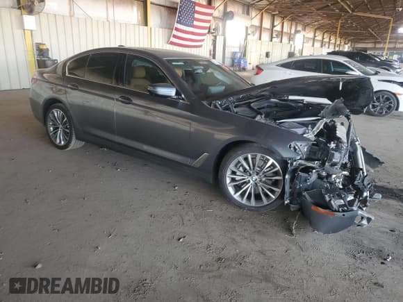 ✅ 2021 BMW 5 Series 530e • VIN: WBA13AG09MCH08825 • Лот: 92312065. Опубликован ранее на Copart с пробегом Не указан. Бесплатный доступ к архиву аукционных продаж из США и подробный отчёт об истории автомобиля на DreamBid. Изображение 4.