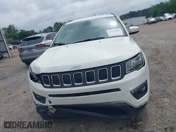 ✅ 2019 Jeep Compass Latitude • VIN: 3C4NJCBBXKT699338 • Лот: 42257672. Опубликован ранее на IAAI с пробегом 102 970 миль. Бесплатный доступ к архиву аукционных продаж из США и подробный отчёт об истории автомобиля на DreamBid. Изображение 13.