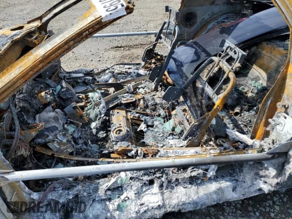 ✅ 1999 Pontiac Firebird Formula • VIN: 2G2FV22G0X2223301 • Лот: 52555795. Опубликован ранее на Copart с пробегом Не указан. Бесплатный доступ к архиву аукционных продаж из США и подробный отчёт об истории автомобиля на DreamBid. Изображение 7.