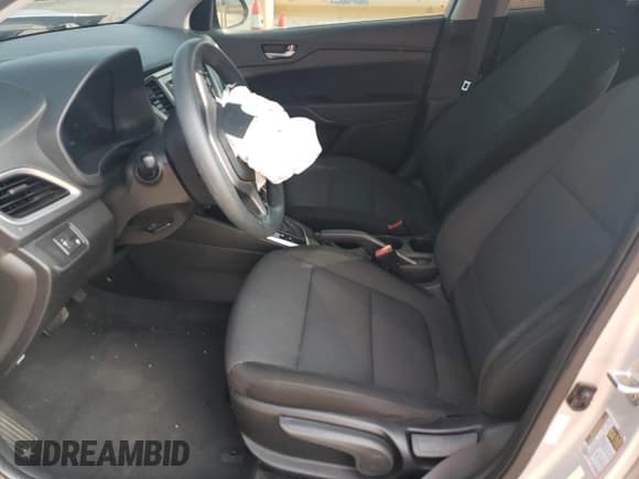 ✅ 2021 Hyundai Accent SE • VIN: 3KPC24A64ME131480 • Лот: 64618844. Опубликован ранее на Copart с пробегом 71 022 миль. Бесплатный доступ к архиву аукционных продаж из США и подробный отчёт об истории автомобиля на DreamBid. Изображение 7.