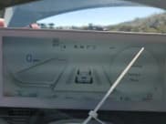 ✅ 2022 Hyundai Ioniq 5 SE • VIN: KM8KMDAF3NU052418 • Lot: 86814285. Wystawiony na Copart z przebiegiem 37 059 mil. Bezpłatny archiwum sprzedaży aukcyjnych z USA i szczegółowy raport historii pojazdu na DreamBid. Zdjęcie 9.