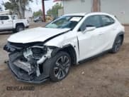 ✅ 2021 Lexus UX 200 • VIN: JTHX3JBHXM2037760 • Lot: 42208075. Wystawiony na IAAI z przebiegiem 30 427 mil. Bezpłatny archiwum sprzedaży aukcyjnych z USA i szczegółowy raport historii pojazdu na DreamBid. Zdjęcie 17.