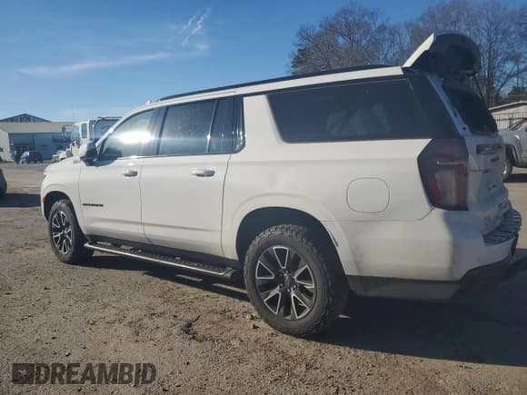 ✅ 2021 Chevrolet Suburban Z71 • VIN: 1GNSKDKD0MR193916 • Lot: 45601725. Listed on Copart with 134,003 mi. Free auction sales archive from the USA and detailed vehicle history report at DreamBid. Image 2.