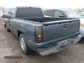 2007 Chevrolet Silverado 1500 LT1 z VIN 1GCEC19V67Z104435, wystawiony jako IAAI lot #43463939 z przebiegiem 203 245 mil mil oraz . Historia ofert i sprzedaży dostępna na DreamBid. Obrazek 3.