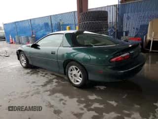 1995 Chevrolet Camaro z VIN 2G1FP22K8S2226779, wystawiony jako Copart lot #46428785 z przebiegiem 144 783 mil mil oraz Szkoda całkowita • Salvage title. Historia ofert i sprzedaży dostępna na DreamBid. Obrazek 2.