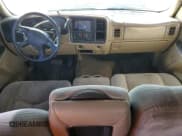 ✅ 2006 Chevrolet Silverado 1500 LT1 • VIN: 2GCEK13T061242828 • Лот: 71490474. Опубликован ранее на Copart с пробегом 198 885 миль. Бесплатный доступ к архиву аукционных продаж из США и подробный отчёт об истории автомобиля на DreamBid. Изображение 8.