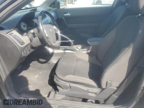 ✅ 2010 Ford Focus SES • VIN: 1FAHP3DN2AW205409 • Лот: 71152195. Опубликован ранее на Copart с пробегом 228 208 миль. Бесплатный доступ к архиву аукционных продаж из США и подробный отчёт об истории автомобиля на DreamBid. Изображение 7.