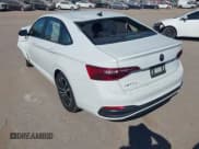 ✅ 2024 Volkswagen Jetta Sport • VIN: 3VWBM7BU6RM019763 • Лот: 43407809. Опубликован ранее на IAAI с пробегом 56 448 миль. Бесплатный доступ к архиву аукционных продаж из США и подробный отчёт об истории автомобиля на DreamBid. Изображение 3.